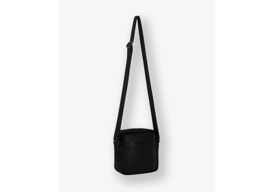 Les Ateliers Foures R125 petite sacoche aristote des ateliers fourès poch.h.zip