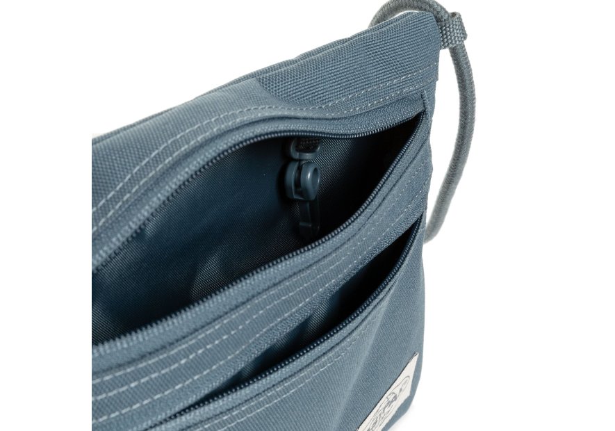 Eastpak K0A5BKA sac bandoulière plat crostin eastpak Sacs à mains