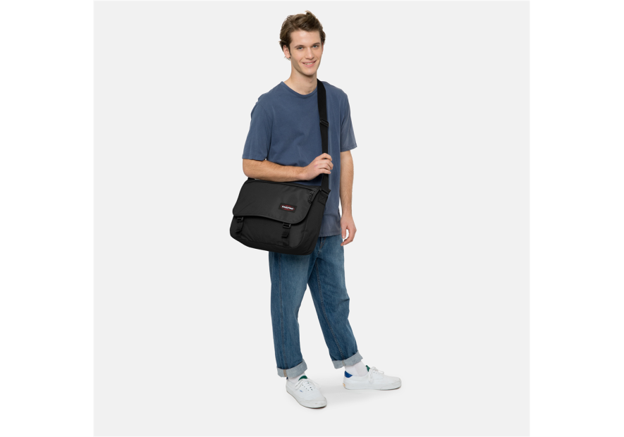 Eastpak K26E - POLYESTER - NOIR sac gibecière delegate +