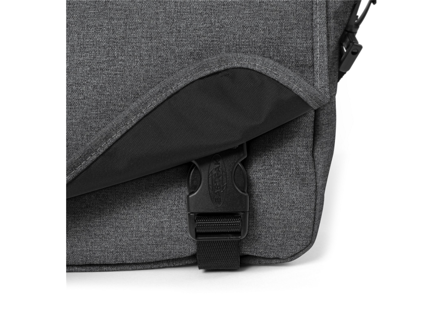 Eastpak K077 Delegate + Serviette à rabat avec bandoulière