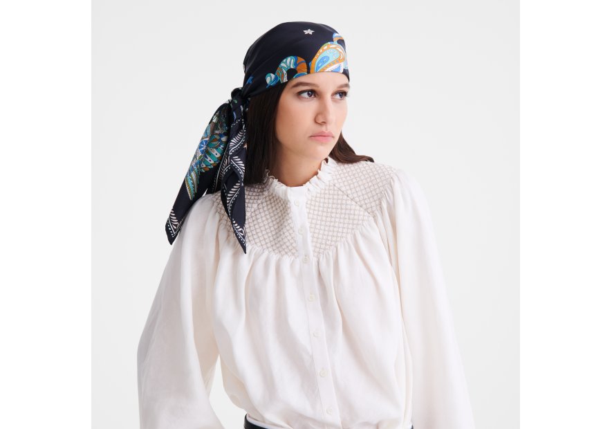 Longchamp 50647GSO carré de soie 90x90 cm foret de longchamp carre de soie