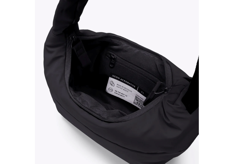 ucon acrobatics SHOTA MINI sac besace demi lune shota mini Sacs à mains