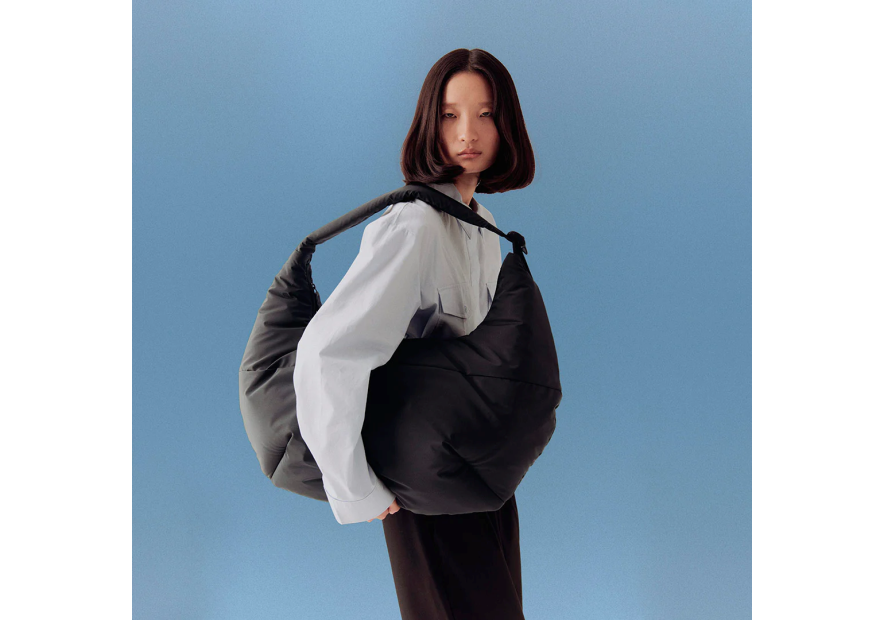 ucon acrobatics SHOTA LARGE sac besace demi lune shota large Sacs à mains