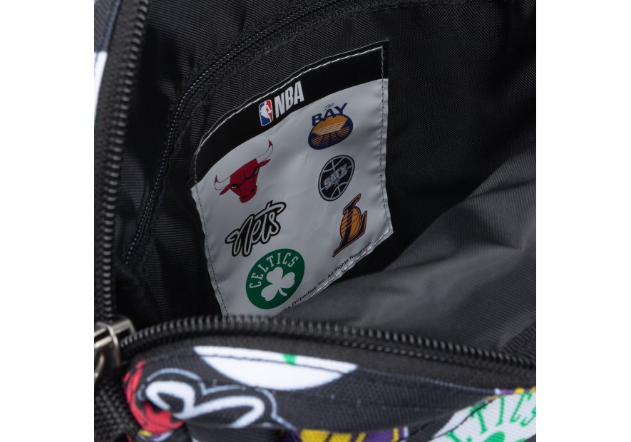 Eastpak K0A5BN5/NBA - POLYESTER - NBA LO sacoche eastpak nba poch.h.zip