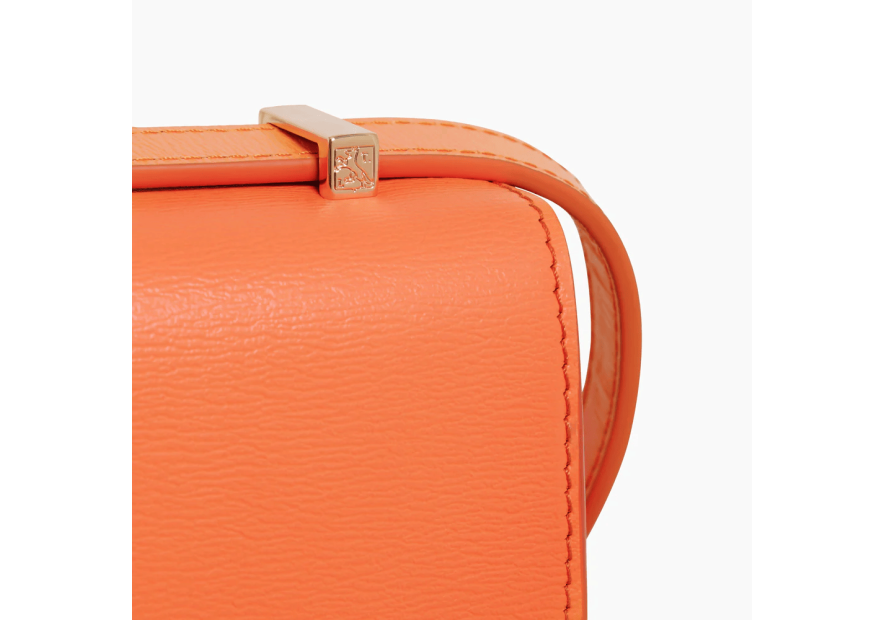 Le Tanneur TNAY1230 - CUIR DE VACHETTE - PÊ le tanneur- naya- porté travers rabat Sacs à mains