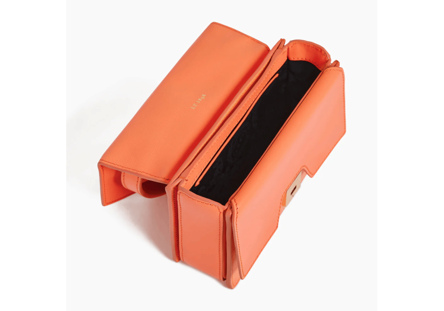 Le Tanneur TNAY1230 - CUIR DE VACHETTE - PÊ le tanneur- naya- porté travers rabat Sacs à mains