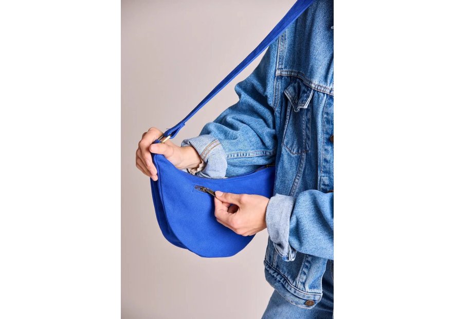 hindbag ANDREA - COTON BIO - BLEU ELECTR sac bandoulière demi lune andrea hindbag Sacs à mains