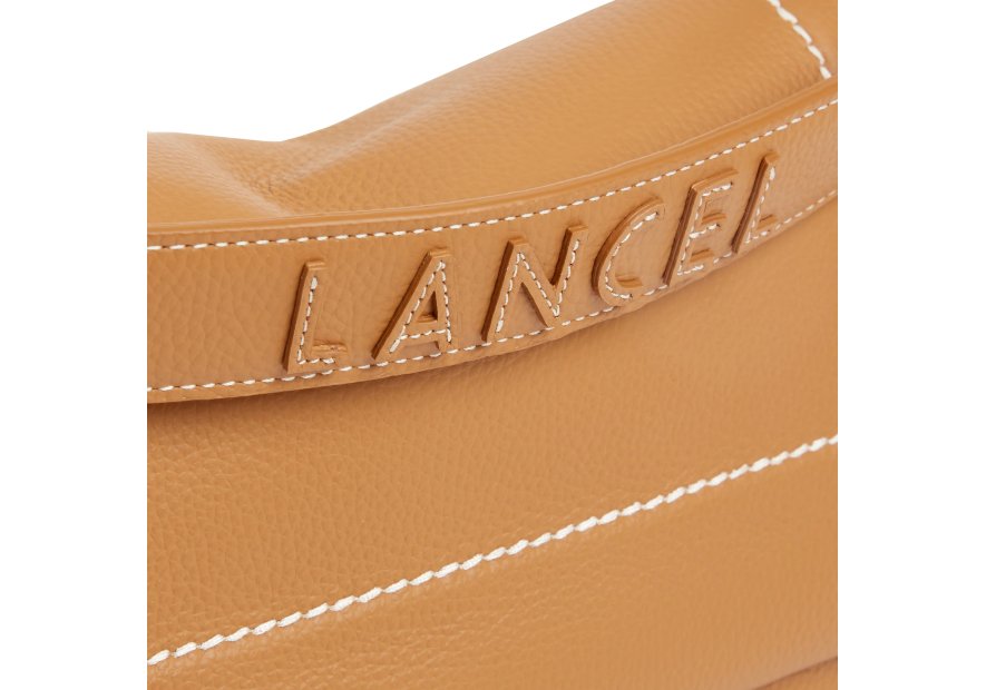 Lancel A13782 sac à rabat lancel ninon soft Sacs à mains