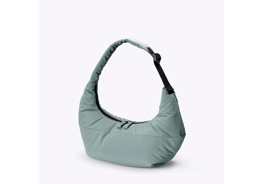 ucon acrobatics SHOTA MEDIUM sac besace demi lune shota medium Sacs à mains