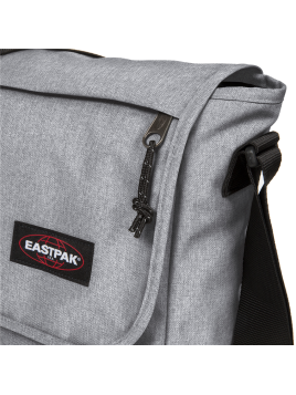 Eastpak K26E sac gibecière delegate + Serviette à rabat avec bandoulière