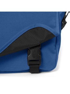 Eastpak K077 Delegate + Serviette à rabat avec bandoulière