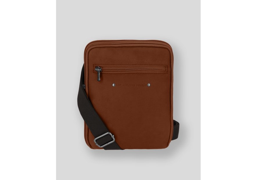 Les Ateliers Foures 9327 - CUIR DE VACHETTE - FAUVE sac homme style holster double zip baroudeur Sacs bandoulière/Sacoches