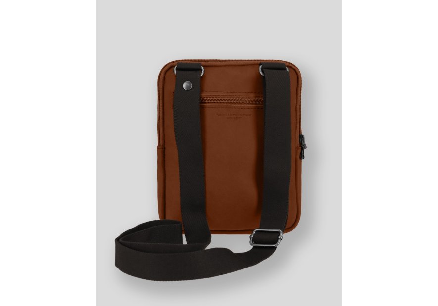 Les Ateliers Foures 9327 - CUIR DE VACHETTE - FAUVE sac homme style holster double zip baroudeur Sacs bandoulière/Sacoches