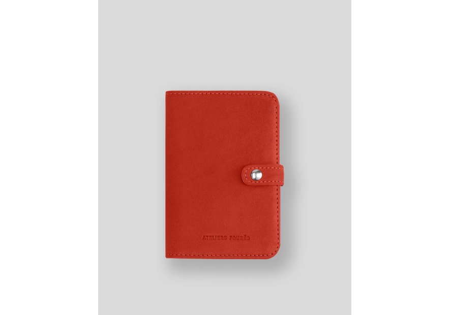 Les Ateliers Foures B52 - CUIR DE VACHETTE - ORANGE. portefeuille petit format avec patte pression Portefeuilles