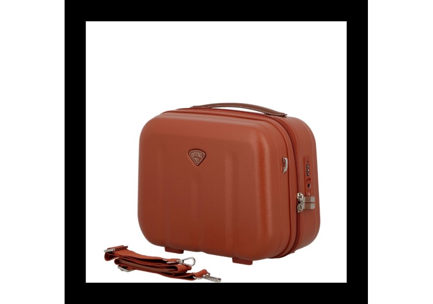 maroquinerie badinier une passion pour les sacs et bagages (38)