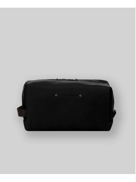 Les Ateliers Foures 9815 - CUIR DE VACHETTE - NOIR les ateliers foures trousse de toilette Trousses de toilette Les Ateliers Foures 9815 - CUIR DE VACHETTE - NOIR les ateliers foures trousse de toilette trousses-de-toilette