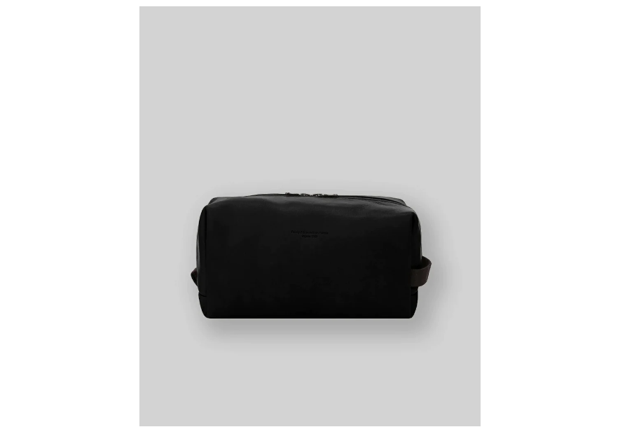 Les Ateliers Foures 9815 - CUIR DE VACHETTE - NOIR les ateliers foures trousse de toilette Trousses de toilette Les Ateliers Foures 9815 - CUIR DE VACHETTE - NOIR les ateliers foures trousse de toilette Trousses de toilette