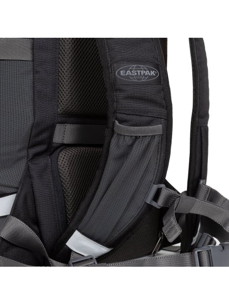 Eastpak K0A5BEM sac à dos out caméra pack sac a dos