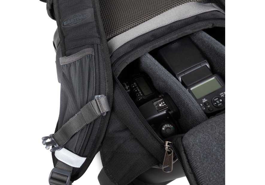 Eastpak K0A5BEM - POLYESTER - NOIR - 9A7 sac à dos out caméra pack Sacs à dos