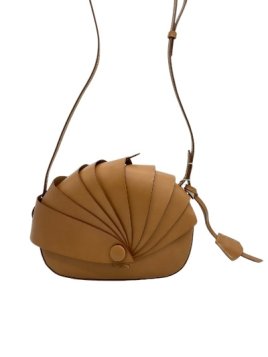 boldrini 07327 - CUIR DE VACHETTE - NATUR petit sac porté travers ouverture lame de cuir Sacs à mains